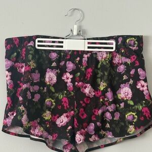 Old Navy Mid-Rise stretch tech Run  Floral Athletic Shorts - Black and Pink